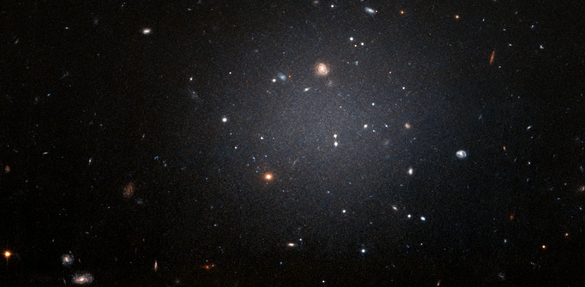 Investigación ayuda a descifrar cómo se formaron las galaxias más enigmáticas del universo